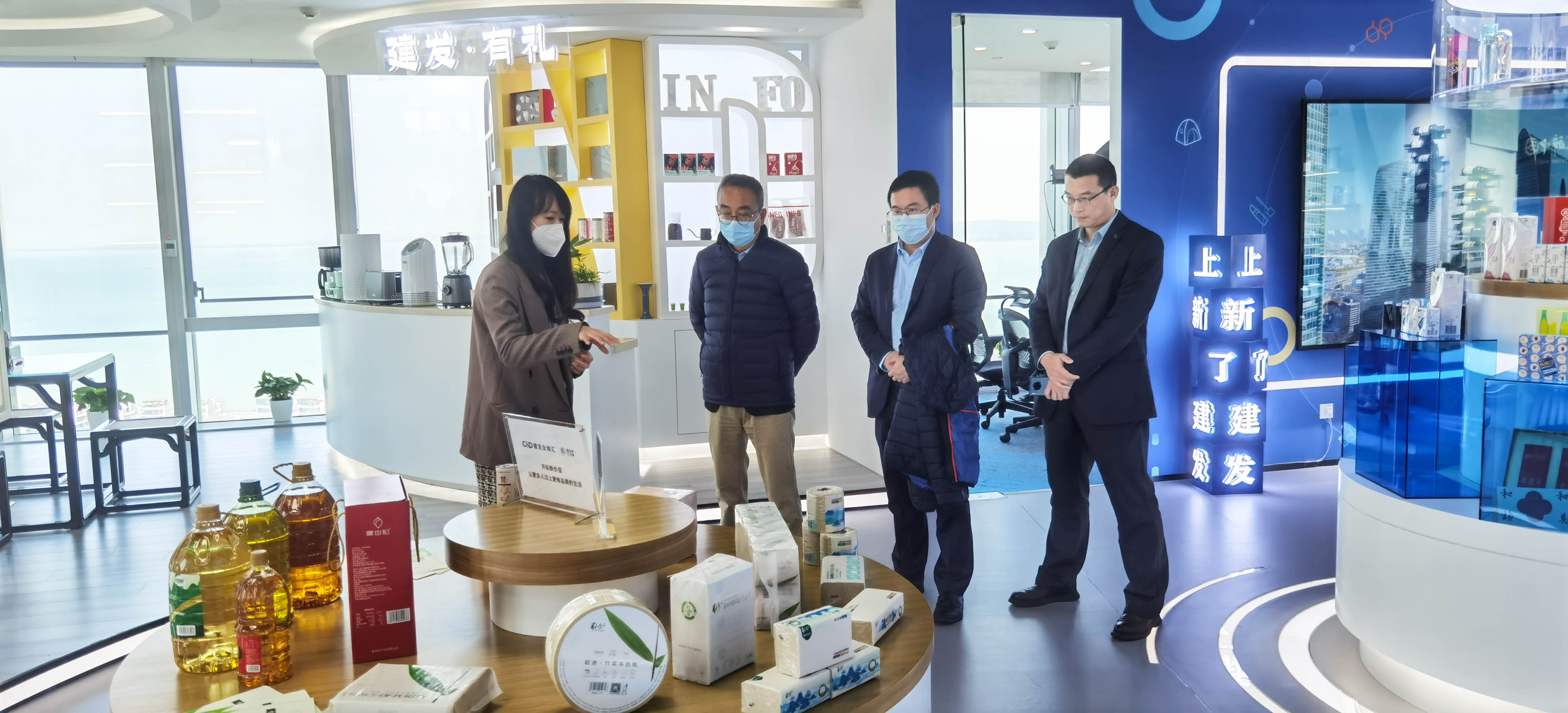 李鐘漢總經(jīng)理赴廈門建發(fā)-2.jpg 李鐘漢總經(jīng)理赴廈門建發(fā)-2.jpg